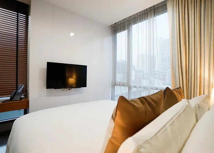 The Rich Grand Sukhumvit Hotel